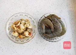 Illustration of how to make garlic steamed scallops, vermicelli and shrimp 2