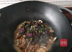 Illustration of how to make stir-fried basil with perilla 10