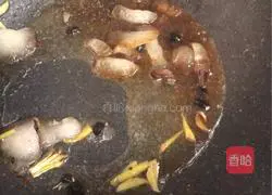 Cantonese style - Steamed Braised Fish with Bacon and Black Bean Sauce Illustration 3