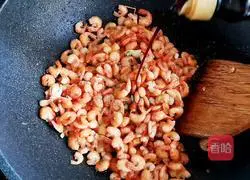 Fried Illustration of how to make shrimps 7