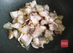 Illustration of how to make fried bacon with screw pepper 8