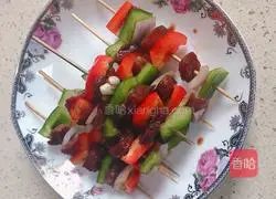 Illustration of how to make colorful pepper beef skewers 4