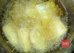 Illustration of how to make fried stinky tofu 2
