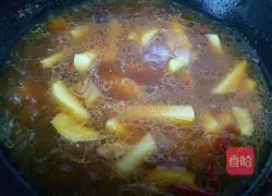 Illustration of how to cook pork ribs with potatoes 11