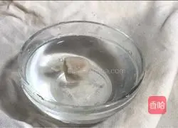 Illustration of how to make handmade meatballs 11