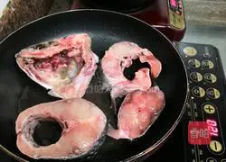 Illustration of how to cook fish 2