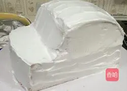 Illustration of how to make car cream cake 12