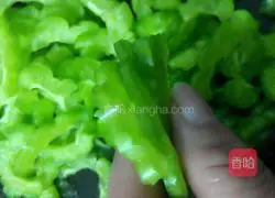 Illustration of how to make bitter melon and eggs 2