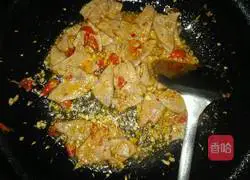 Illustration of how to make white oil pork liver 6