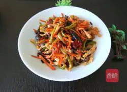 Illustration of how to make fish-flavored shredded pork during the Lantern Festival on the 15th day of the first lunar month 14