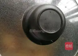 Illustration of how to make duck legs with fragrant sauce 11