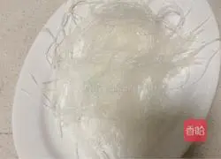 Illustration of how to steam lobster with vermicelli 2