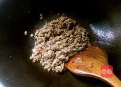 Illustration of how to make mashed potatoes with minced meat 7