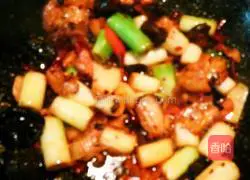 Illustration of how to cook twice-cooked pork with green onions 13