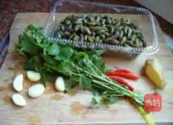 Illustration of how to make fried thin shells of nine-story pagoda 1