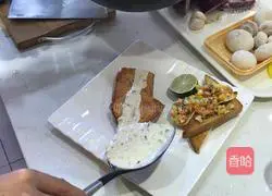 Illustration of how to make pan-fried salmon 11