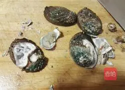 Illustration of how to make abalone fish maw soup 13