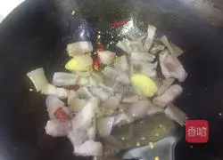 Illustration of how to make pork belly stewed with frozen tofu 9