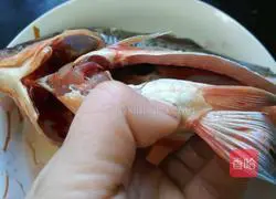 Braised crucian carp recipe 2