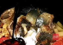 Illustration of how to make tomato mackerel 7