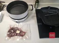 Illustration of low-temperature slow-cooked steak 2