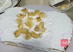 Illustration of how to make car cream cake 10