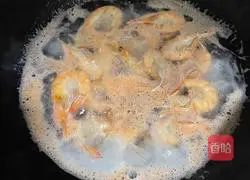 Illustration of spicy and sour lemon shrimp recipe 3