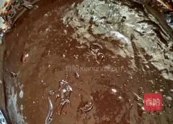 Classic Chocolate Cake Recipe Illustration 7