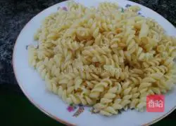 Illustration of how to make tomato and pork pasta 14