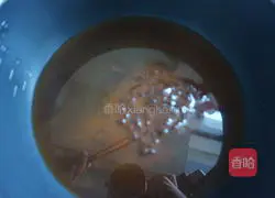 Illustration of how to cook fish stew with lettuce 5