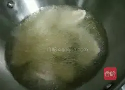 Illustration of how to make traditional pot-wrapped pork 6