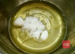 Chiffon Cream Cake Roll Recipe Illustration 5