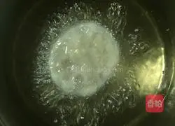 Illustration of how to make lotus root clips 11