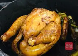 Illustration of how to make ginger and green onion soy sauce chicken 5