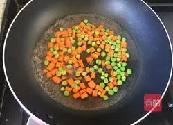 Golden Crispy Shrimp Recipe Illustration 4