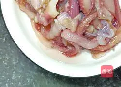 Illustration of how to make fried squid tentacles with garlic yellow 6