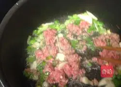 Illustration of how to make avocado pasta 5