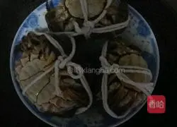 Illustration of steamed hairy crabs 2