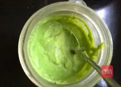 Illustration of how to make the ultimate sweet pea mousse 2