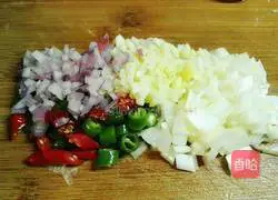 Illustration of how to make salt and pepper shrimp 1