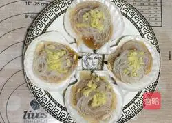 Illustration of how to make scallops with vermicelli and scallion oil 5