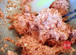 Illustration of how to make fried rolls 10