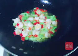 Illustration of how to make cashew nut shrimp 4