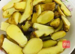 Illustration of how to make pig's feet and ginger vinegar 3