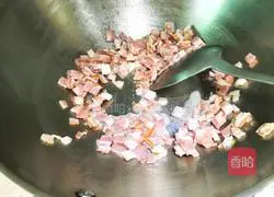 Illustration of how to make bacon mashed potatoes 6