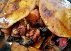 Illustration of how to make ground pot chicken 13