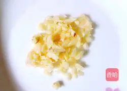 Illustration of how to make creamy bacon pasta 6