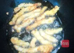 Illustration of how to make five-spice fried chicken tenders 7