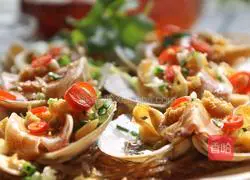 Illustration of how to steam geoduck vermicelli 2