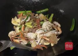 Illustration of how to make fried crabs 4